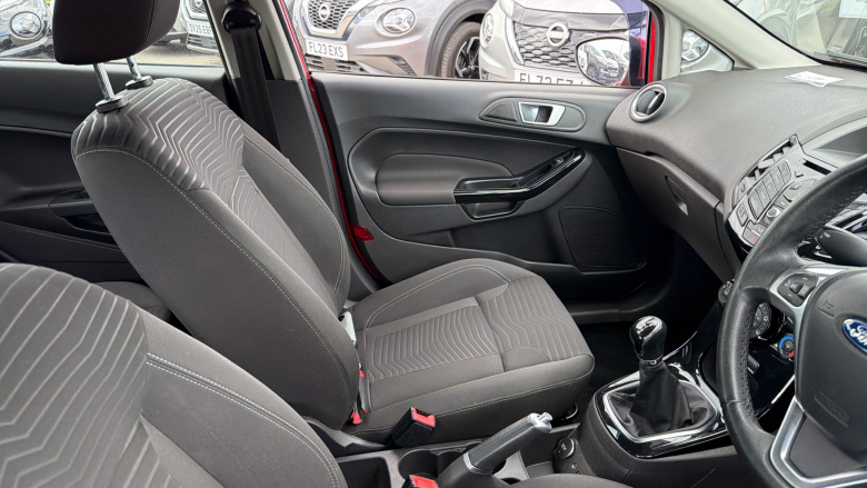 Ford Fiesta 1.0 EcoBoost Zetec 5dr Petrol Hatchback